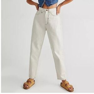 Free People THRILLS Sabina Jeans Women's Size 2 High Rise Cropped NWT